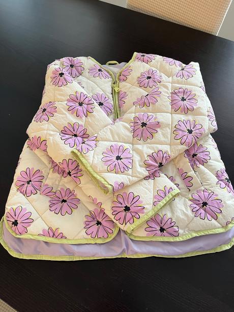 Ľahká prešívaná bundicka, zara,140