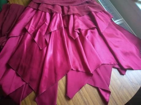 Spoločenské šaty bordove, 38