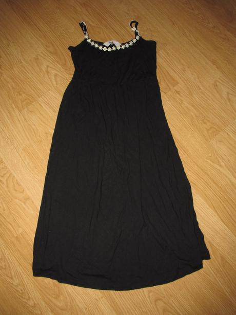 Čierne šaty s kvetinkami v. 134, h&m,134