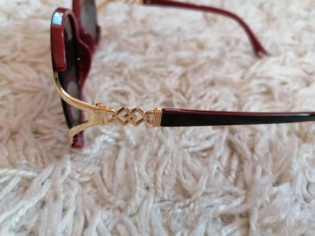 Slnečné okuliare, avon