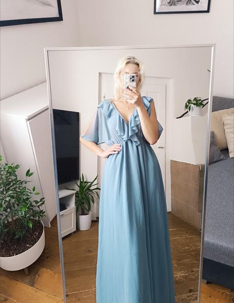 Krásne volné dlhé šaty, 38