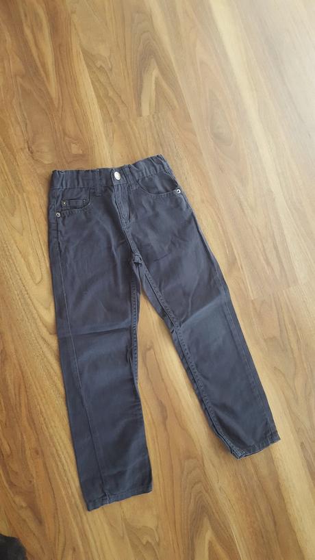 Nohavice, lupilu,110