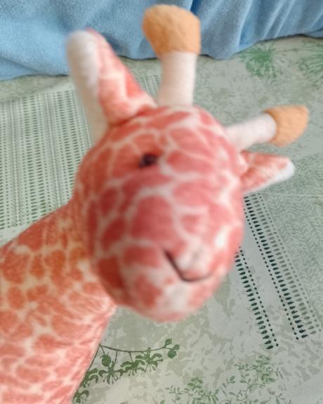 Plyšová hrkajúca žirafa, 26 cm, 