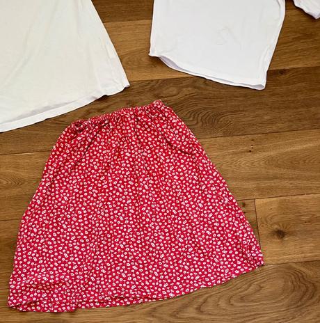 Balík 3 vecí, sukňa, 2 tričká, xs/34, c&a,xs