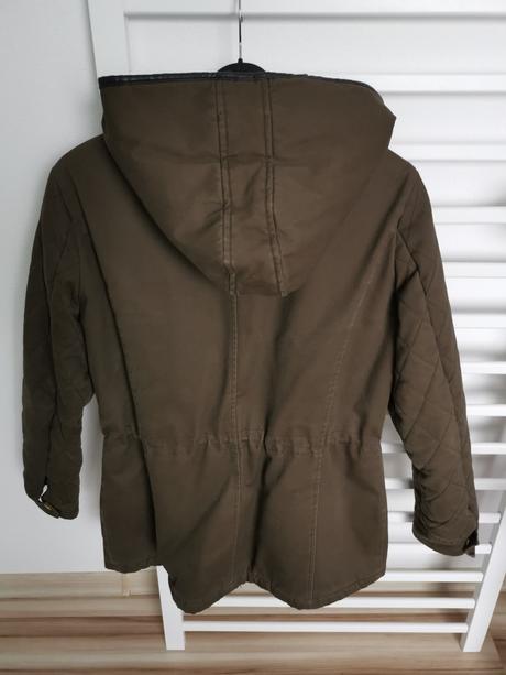 Khaki bunda s kapucňou a kožušinkou, l