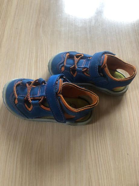 Sandálky zn. pepino č. 22, 22