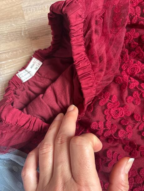 3 ks sukne 128, zara,134