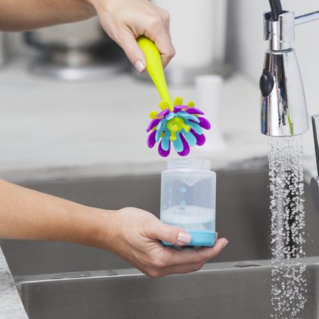 Boon forb silikónová kefa na čistenie fliaš, 