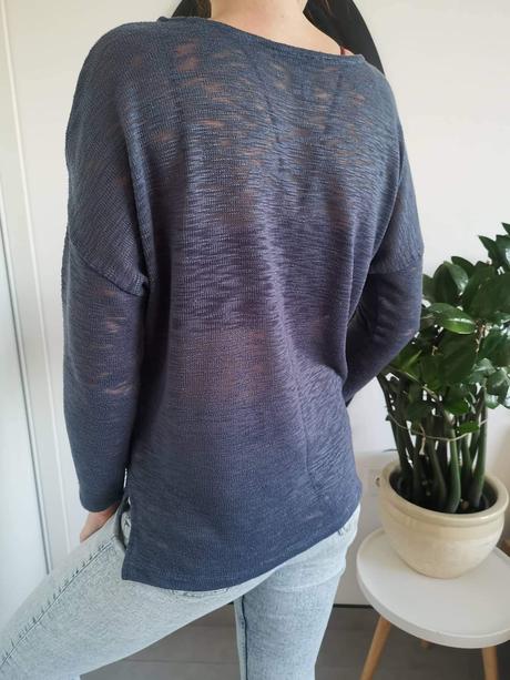 Tmavomodrý svetrík, atmosphere,l