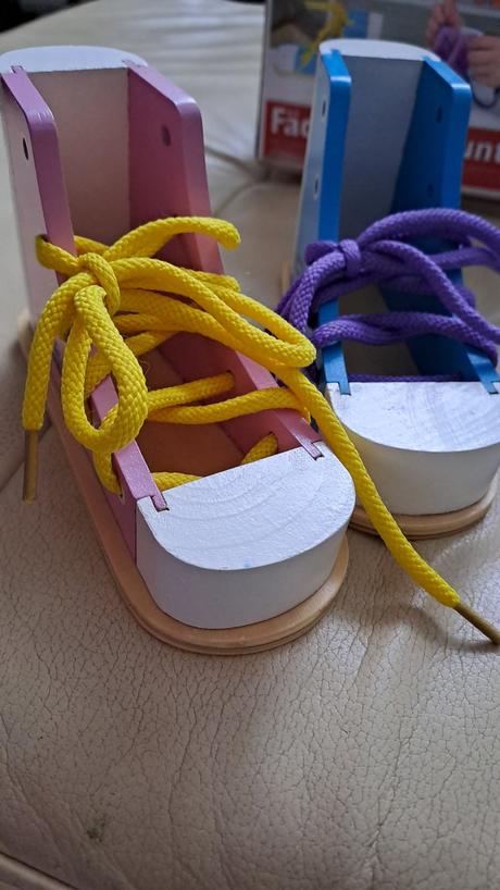 Drevena topanka zaviaž si šnúrku viazanie šnúrok, 