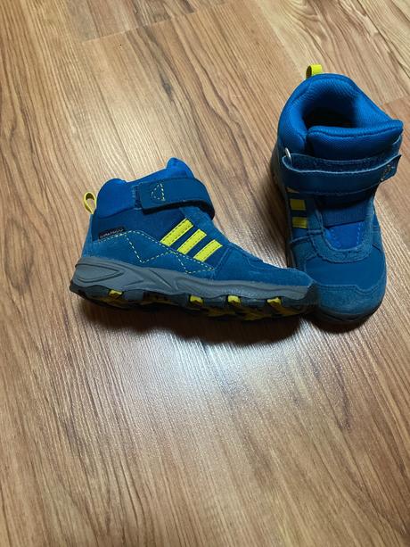 Zimne topanky, adidas,25