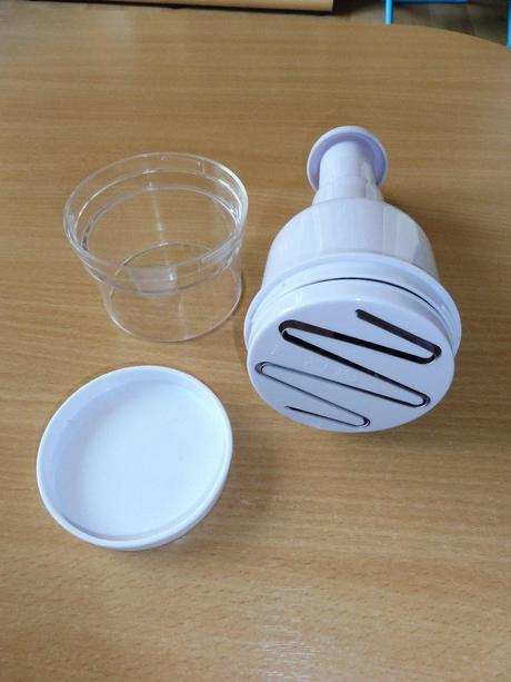 Krájač na cibuľu, 