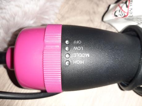 Teplovzdušná kefa,