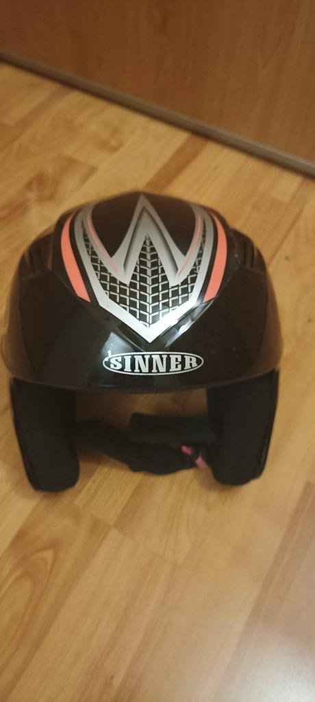 Lyžiarska prilba zn. sinner vel. 53/54, s