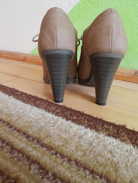 Dámske poltopánky, 37