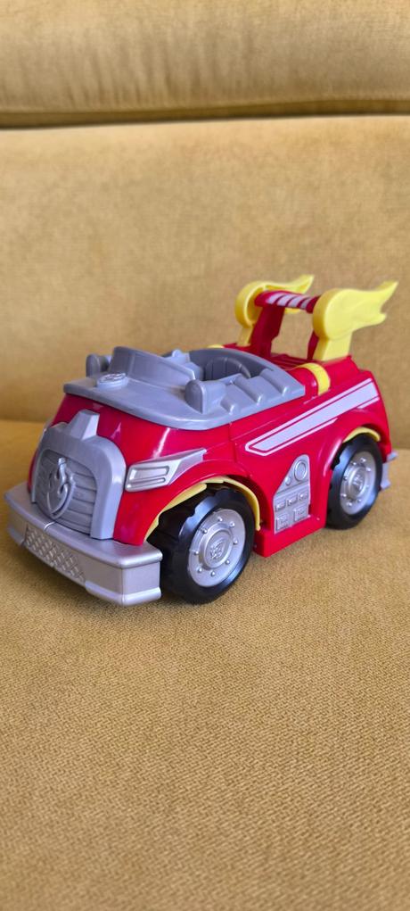 Labková patrola autá, 