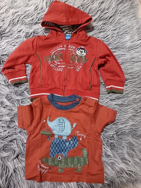 Oranžová mikina z tričkom, 68