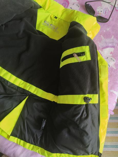 Reflexná bunda, 140