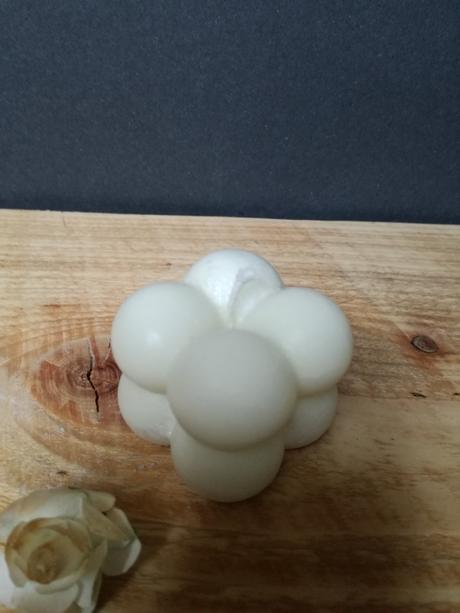 Biela mini bubble sviečka, 