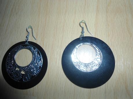 Cierno-strieborne nausnice, 