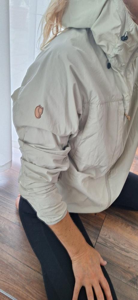 Turisticka bunda fjallraven vel 38/40, m