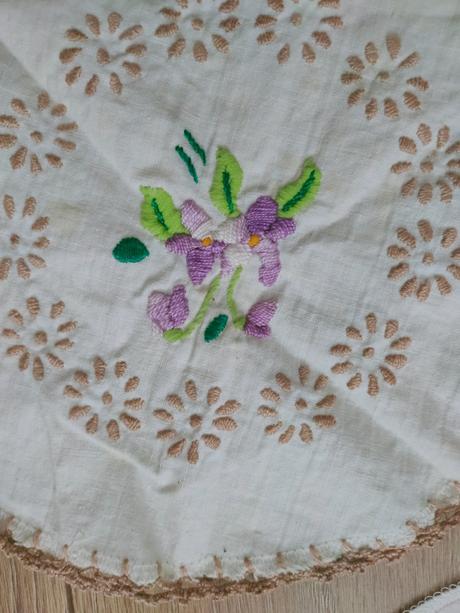 Obrúsky podklad na háčkovanie, na vyšívanie,