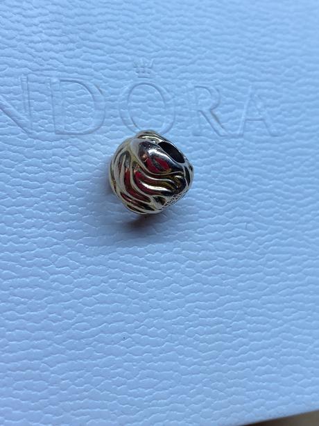 Pandora lev, pandora