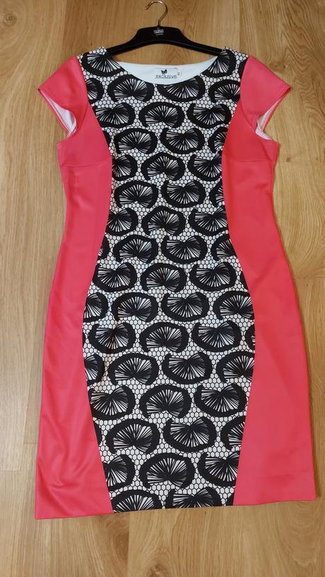 Štýlové šaty, 40