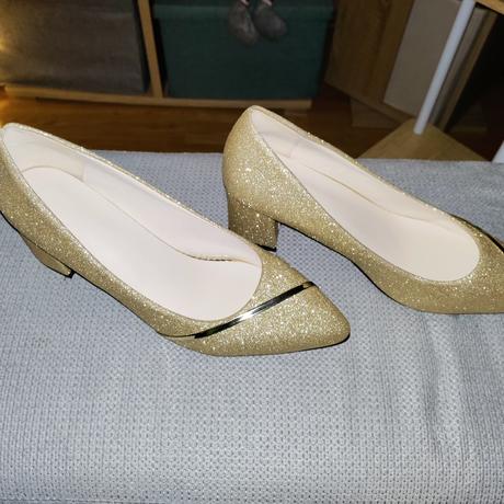 Zlaté poltopánky vel39, 39