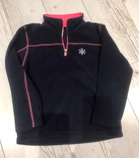 Mikina, authority,122