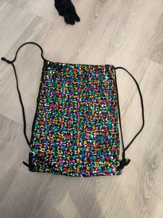 Vrecko s trblietkami, 