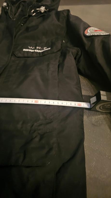 Severská švédska páperová bunda, 38