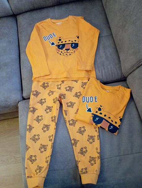 Tričko tepláky, lupilu,110