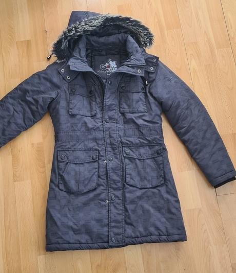 Zimný kabát, authority,s