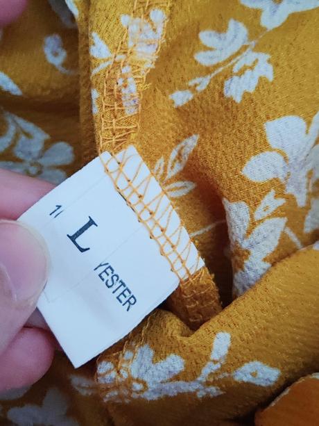 Kvietkované šortky, l