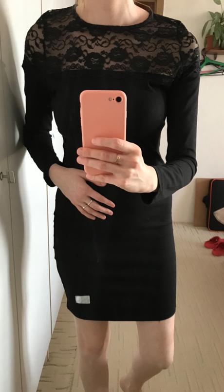 Saty s cipkou/krajkou, s