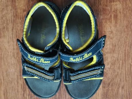 Chlapčenské sandále, 29