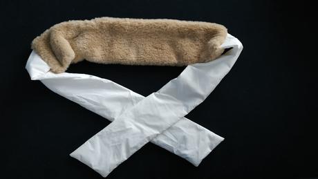 Elegantný šál, pupill