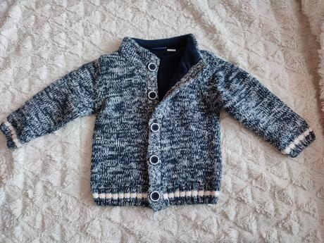 Krásny zateplený svetrík,74-80, lupilu,74