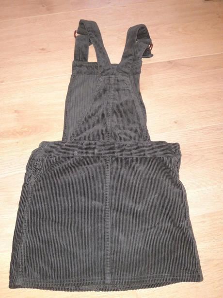 Saty, marks & spencer,122