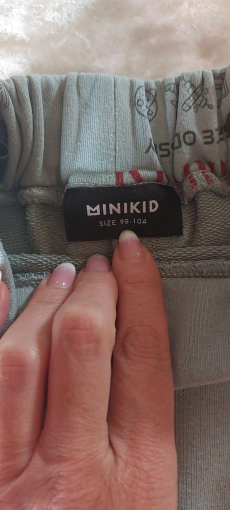 Minikid tepláky 98/104, 104