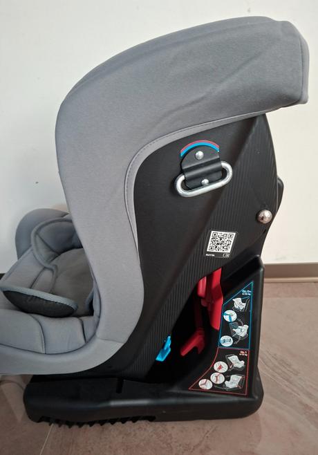 Autoaedačka chicco eletta comfort 0 -18 kg, chicco