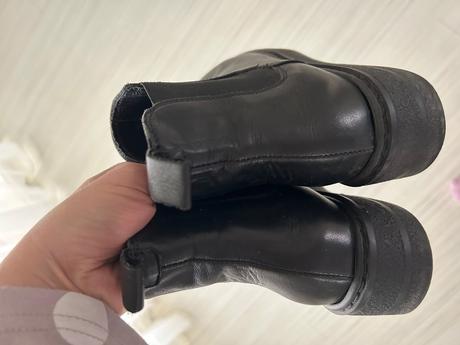 Kozdne clenkove cizmy, 38