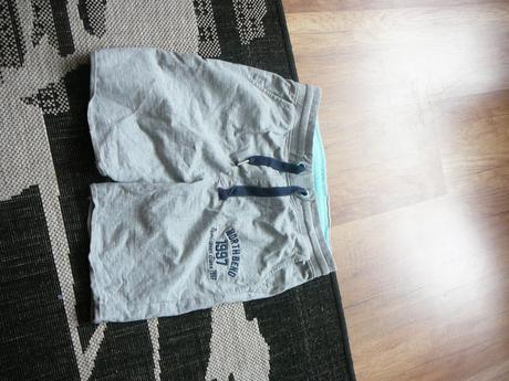 Chlapcenske kratasy, 134