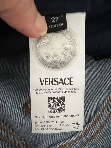 Versace stali 950 eur, versace,m
