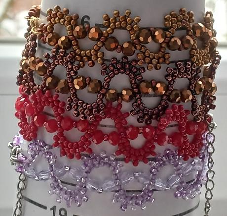 Jemné náramky na leto v rôznych farbách, 