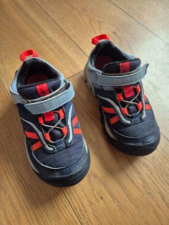 Turisticke nepremokave topanky, quechua,28