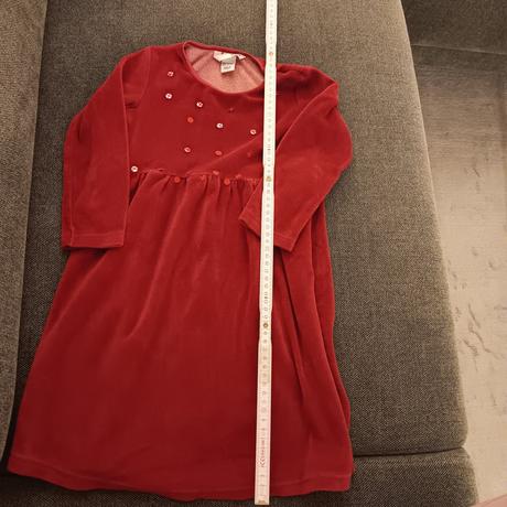 Vianočné velúrové šaty, 104