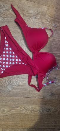 Krásne bodkované plavky, m