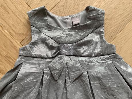 Tu príležitostné šaty, tu,86